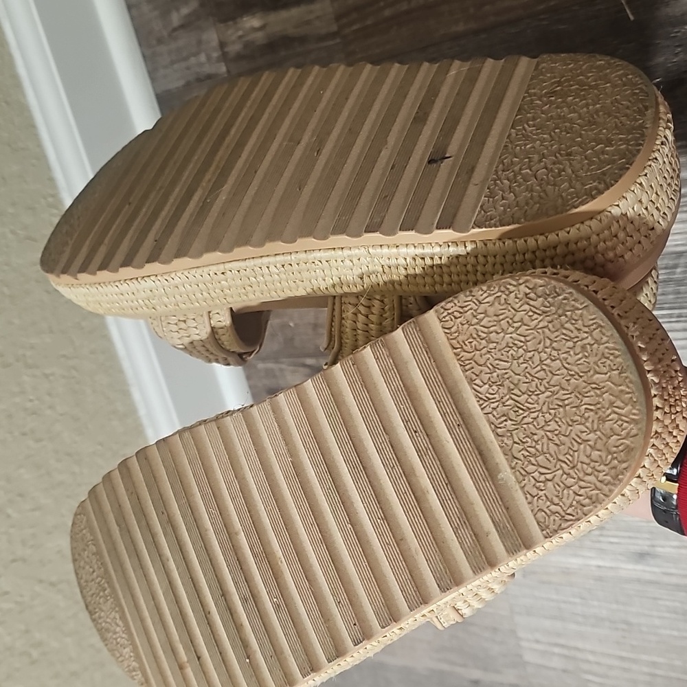 Steve Madden Big Mona Platform Nude Sandals - Picture 4 of 5